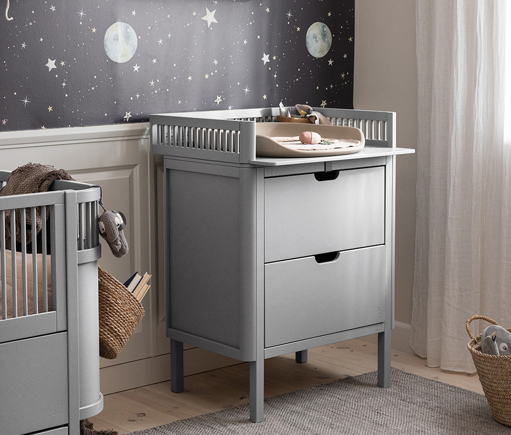 Bild von Die Wickelkommode in Stone Grey
